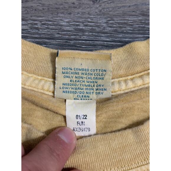 “Beer Is My Superpower But My Wife Is My Kryptonite" Beer Dyed Shirt - Men Large - Picture 6 of 10